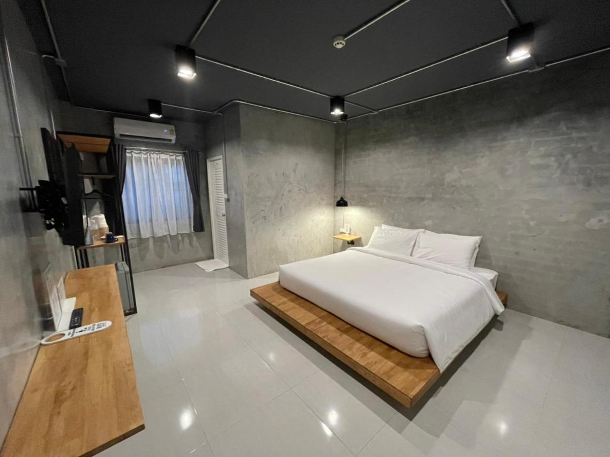 Loft Space Hotel Ranong Eksteriør bilde