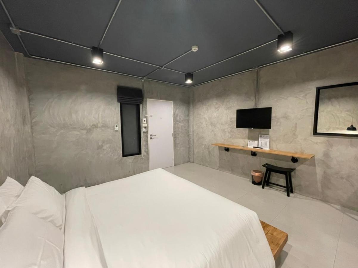 Loft Space Hotel Ranong Eksteriør bilde