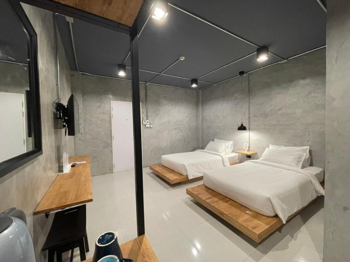 Loft Space Hotel Ranong Eksteriør bilde