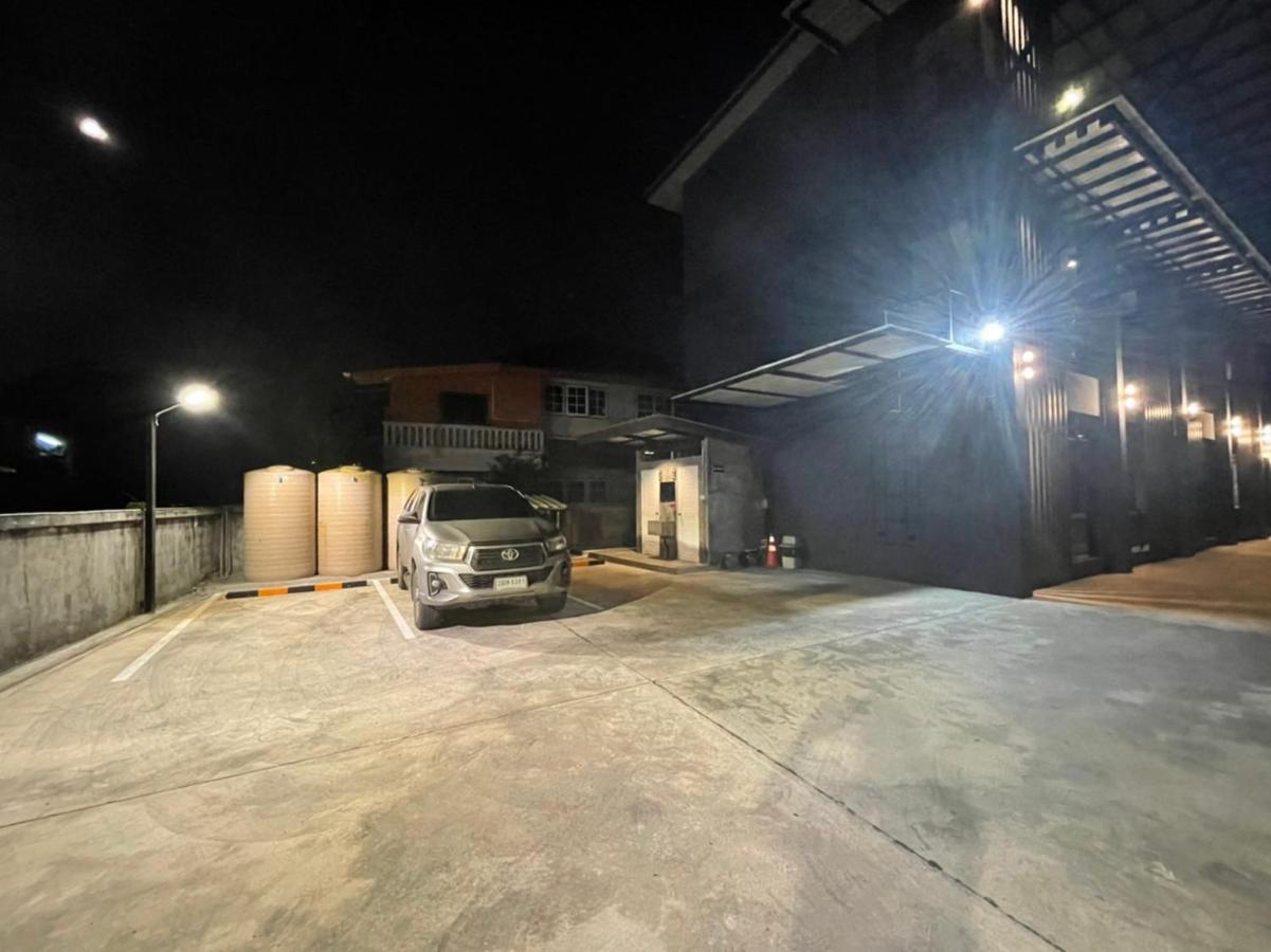 Loft Space Hotel Ranong Eksteriør bilde