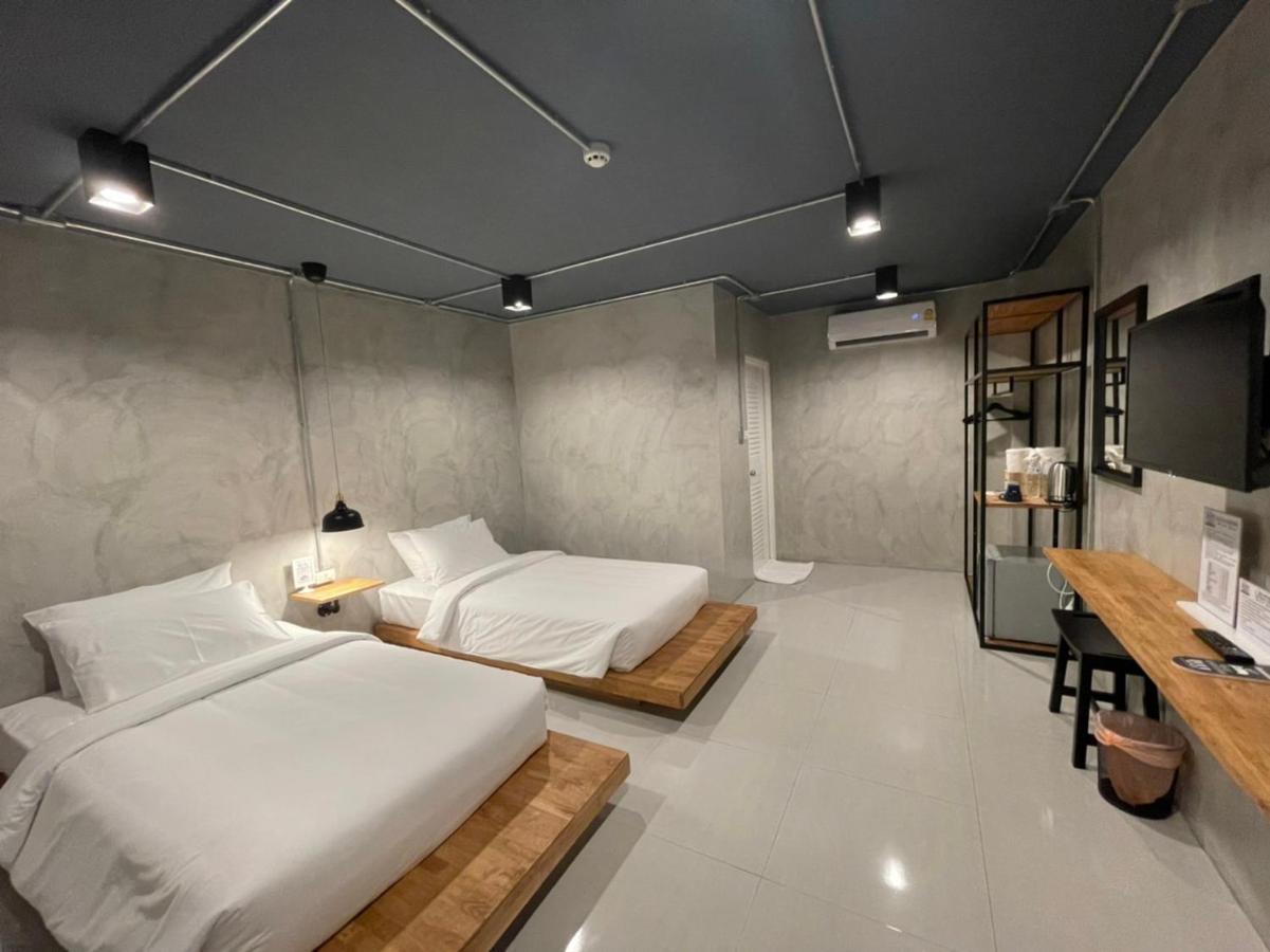 Loft Space Hotel Ranong Eksteriør bilde