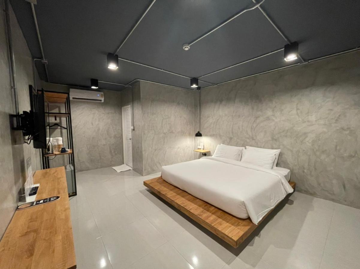 Loft Space Hotel Ranong Eksteriør bilde